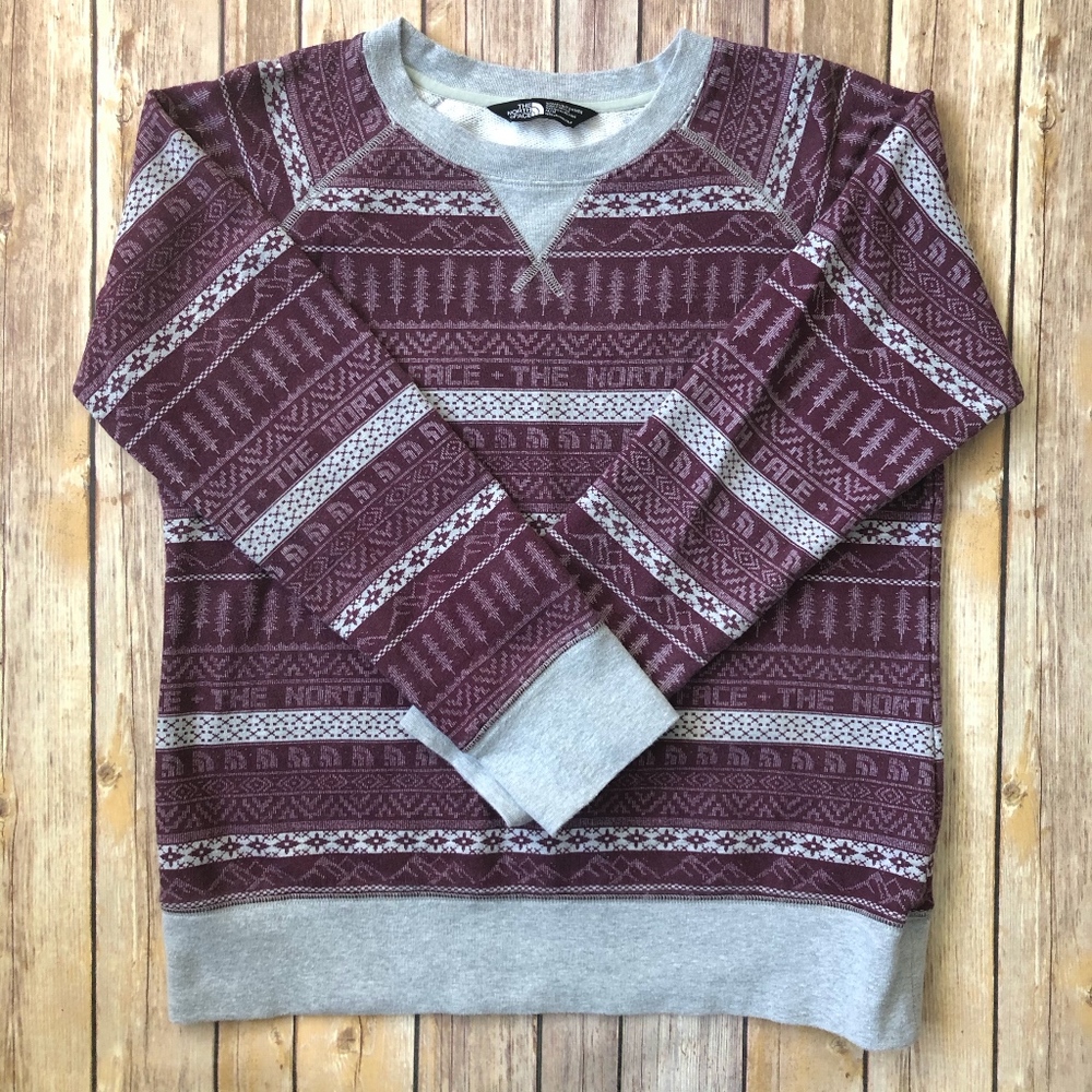 North Face Women's Nordic Sweatshirt Medium